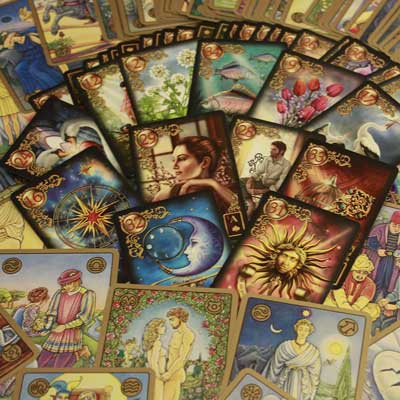 Oracle cards on WhiteWicca